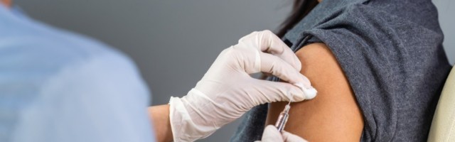"Imamo i ohlađeni Sputnjik" Tviter o vakcinanciji