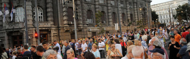 “Srbija protiv nasilja”: Šetanja do RTS-a