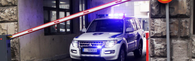 KRVNIČKI SE IŽIVLJAVAO NAD SUPRUGOM U STANU Stravično porodično nasilje u Zemunu, sve gledalo maloletno dete