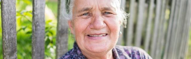 Stavite ovo ispod kreveta uoči Nove godine i novac će vam stizati cele 2026: Naši stari su se zaklinjali u ovaj trik