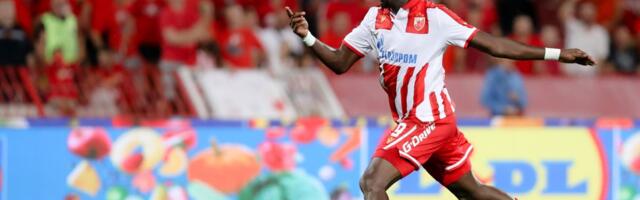 Obrukao se Šerif Endiaje, bivši igrač Zvezde zaboravio šta znači "gol" u 2026, Skoplje slavilo njegov promašaj