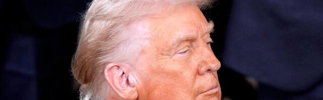 Tramp otima iransku naftu?! Šokantno priznanje američkog predsednika: Uzeli smo im more, sad im uzimamo i bogatstvo