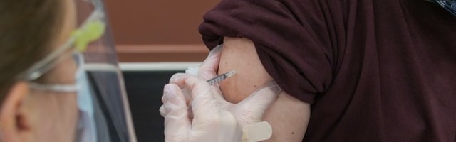 Brojni građani prijavljuju reakcije na vakcinu AstraZeneka