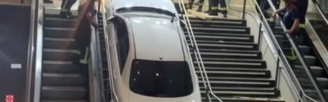 Ukrao automobil i zaglavio ga na stepenicama autobuske stanice
