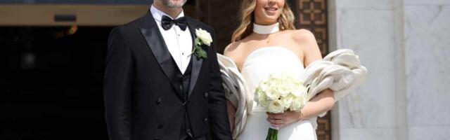 KRALJEVSKI TRETMAN ZA BUDUĆU MAMU: Aca Sofronijević sa suprugom Kosanom nakon Pariza nastavio da uživa, mali raj za troje (FOTO)