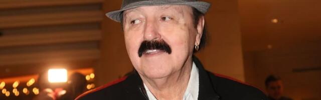 "Ne mogu da se setim mojih 25 godina karijere!" Haris Džinović prekinuo intervju, pa neraspoložen tražio stolicu da sedne