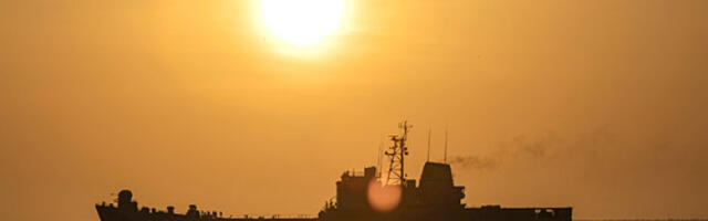 Нови поморски спор: Русија прати танкер под америчким санкцијама