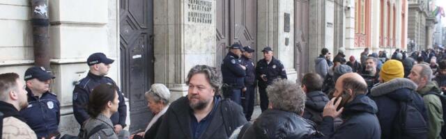 Sindikati 10 fakulteta osudili upad UKP u zgradu Rektorata