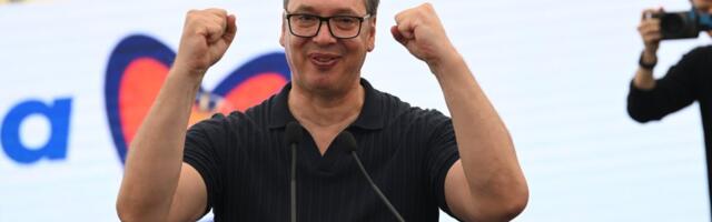 Ovo je 5 najvažnijih poruka predsednika Vučića iz Banovog Polja: Srbija je naša prva briga, borimo se do pobede! (FOTO)