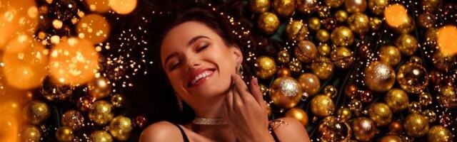 Savršen novogodišnji look: Top 5 stajlinga kod kuće - udobnost i glamur u jednom