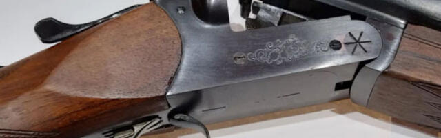 Пушка опалила приликом одлагања и усмртила мушкарца