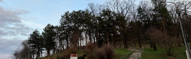 Stara granata pronađena preko puta dečjeg vrtića u Leskovac