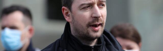 MEDIJSKA OPTUŽNICA BEZ EPILOGA: Dojčinović nastavlja kampanju protiv Vučića!
