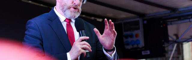 Тикток уклонио шест видео снимака пољског политичара због антисемитизма