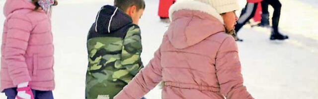 Ђаци се сутра враћају у школске клупе