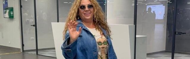 Uhvatili smo pevačicu na aerodromu: Neprestano radi, a od tezgi je razvila unosan biznis (VIDEO)