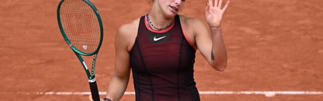 Epski raspad Arine Sabalenke! Najbolja na svetu izgubila u četvrtfinalu Rolan Garosa