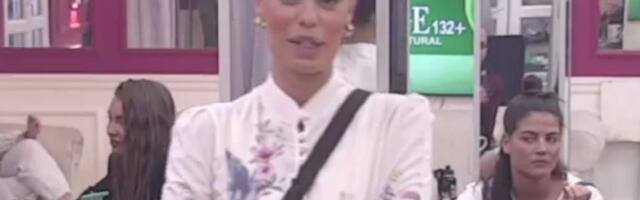 MINA VRBAŠKI TRUDNA? Smišljala imena za bebu, pa otkrila šta se dešavalo u hotelskom hodniku: "Njemu su bile suze u očima