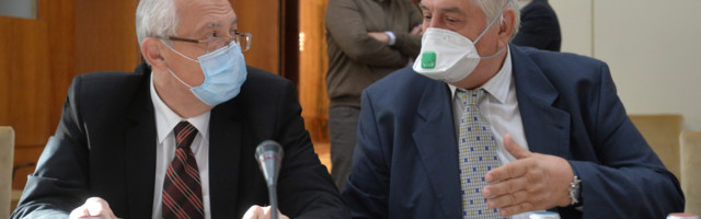 “Vanredno stanje nije opcija, najpametnije nositi maske”