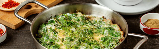 Zapečeni spanać sa sirom: Lagani obrok, na italijanski način (RECEPT+VIDEO)