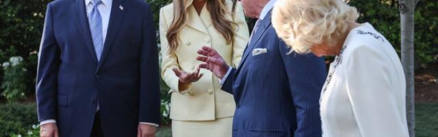 Melanija se zakikotala kao devojčurak: Svi se pitaju šta joj je izgovorio kralj Čarls kad nije krila osmeh do ušiju