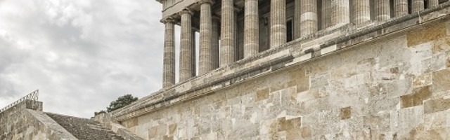 Valhalla - grčki hram koji je sagradio nemački kralj i danas ostavlja bez daha