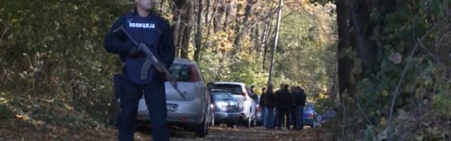 Mutavi, Rošavi i Vučko napunili auto oružjem za Vulinov lažni pokušaj atentata u Jajincima