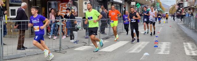 Bibić i Simović najbrži na Pazarskom polumaratonu