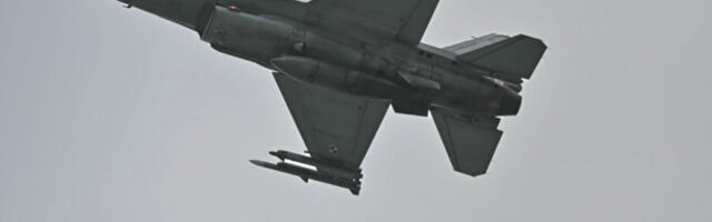 Пољска подигла борбену авијацију, обустављени цивилни летови