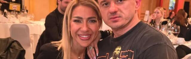 "MOJ OTAC BI TI BIO ZAHVALAN ŠTO SI ME SPASAO!" Emotivne scene u ringu: Jovana Jeremić uručila pehar dečku nakon pobede, pa mu uputila dirljive reči!