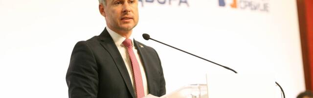 Aleksić (NPS): Vlast održava građane u ekonomskoj nesigurnosti, lakše upravlja osiromašenim društvom