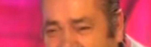 Muškarac želi da se oženi, a kada vidite kako je napisao objavu, nasmejaće vas do suza!