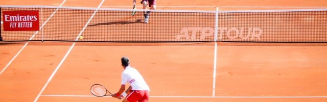 Mora još da uči: Đoković održao lekciju Kecmanoviću