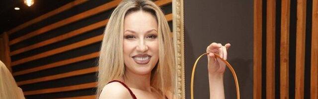 "Farbaću jaja tek kada dobijem svoju decu": Rada Manojlović progovorila o svojoj najvećoj rani