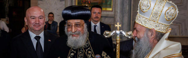 ISTORIJSKI SUSRET DVA PATRIJARHA U HRAMU SVETOG SAVE: Posetu Srbiji poglavar Koptske pravoslavne crkve započeo molitvom u najvećoj svetinji na Balkanu