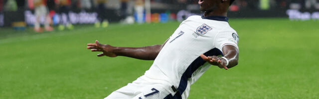 Evo kako je Engleska povela protiv Srbije: Saka volejom matirao Rajkovića (VIDEO)