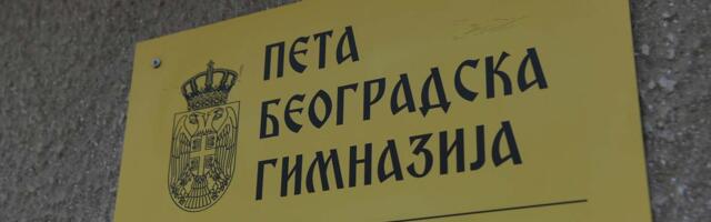 Đaci i roditelji ispred Pete beogradske gimnazije: „Raseljavanje u druge škole je vid represije“
