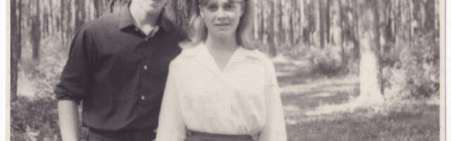 Upoznali su se pre 76 godina: Slagala sam ga da mi je minđuša ostala u njegovim kolima, upalilo je! (VIDEO)