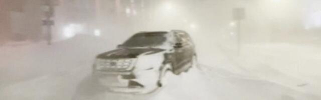 Panika u Rusiji! Snežna oluja blokirala saobraćajnice: Građani evakusani, prizori neverovatni