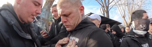 Holanđanin ušao među Grobare za 178. večiti derbi: Pojavio se novi snimak, bio u korteo, pio s njima, pevao...