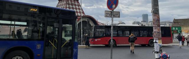 CLS: Postoji prećutni dogovor kako bi se izbeglo plaćanje penala zato što klime ne rade u vozilima javnog prevoza