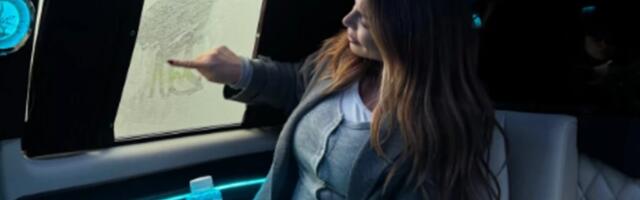 LUKASOVA BIVŠA pokazala kako uživa van Srbije, PROŽIVLJAVA DRUGU MLADOST, a svi ostali bez teksta kako izgleda na pragu ŠESTE DECENIJE! (FOTO)