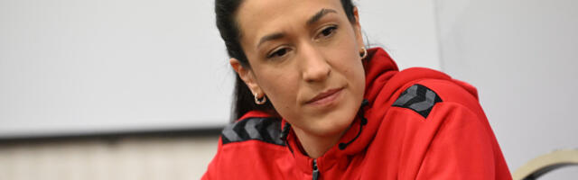 Potrebne su nam "ratnice sa osmehom"! Andrea Lekić bez uvijanja o srpskom rukometu