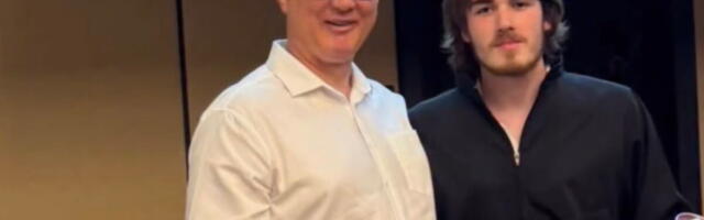 KAPE UVIS, BUDUĆNOST NA PRESTIŽNOM FAKULTETU: Maturirao Andrej Tašković, ponosni roditelji Viki i Taške podelili radost na mrežama