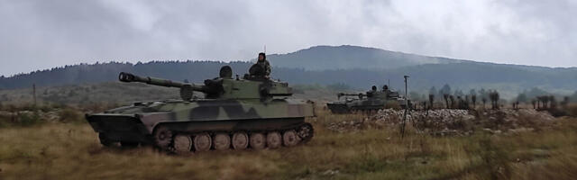 OBUKA NA SAMOHODNIM HAUBICAMA GVOZDIKA