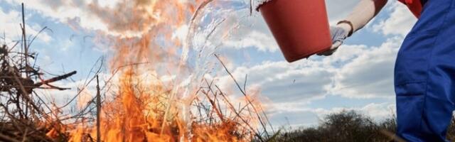 "Požare u Srbiji gasi jedan helikopter Vojske - gde su ostali?"