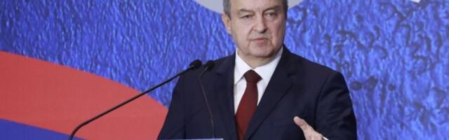 Hitno se oglasio Dačić: Dileru iz Beograda zaplenjeno 2 tone kokaina od 350.000 evra - nećete verovati gde mu je bio štek