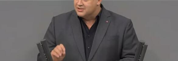 NEMAČKI POLITIČAR SRUŠIO SE NA STAZI I PREMINUO! Smrt koja je potresla Nemačku: Jeziva sudbina visoko rangiranog člana Bundestaga (VIDEO)