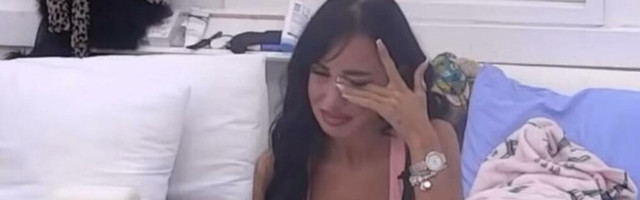 ALEKSANDRA SUBOTIĆ GRCA U SUZAMA: Slomljena od bola, jeca na sav glas, RAZLOG JE ŠOKANTAN! (VIDEO)