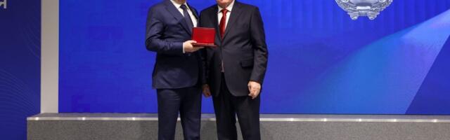 Putin dodelio orden Nenadu Popoviću